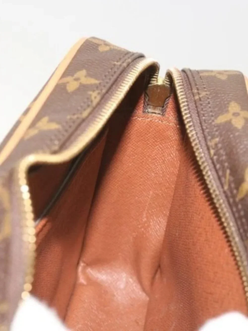 LOUIS VUITTON Monogram Compiegne 23 Clutch Bag M51847 LV Auth am5781